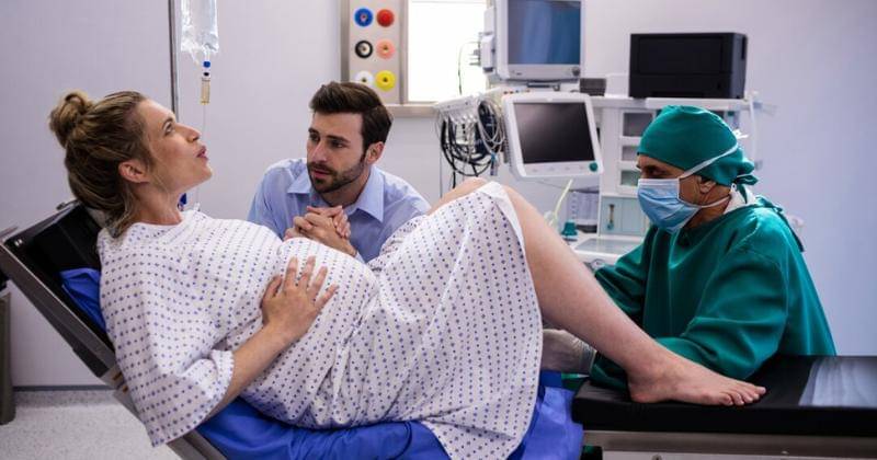 freepik/wavebreakmedia_micro